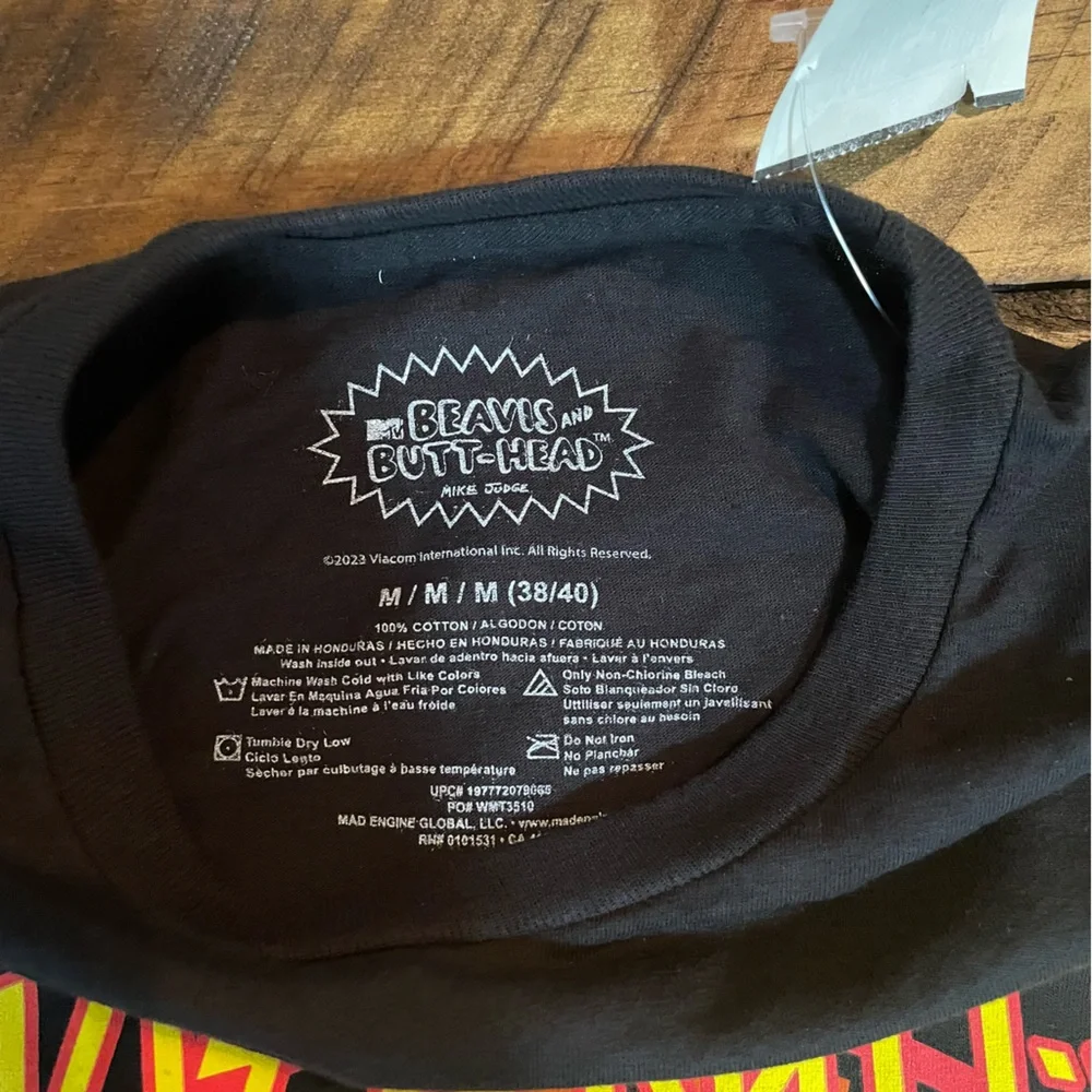 Beavis and Butthead T-Shirt Medium NWT - Picture 3 of 5